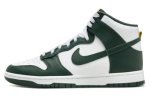 画像1: Dunk high Retro White/Noble Green DD1399-300 Nike ナイキ ダンク シューズ   【海外取寄】 (1)