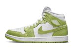 画像1: Wmns Air Jordan 1 Mid SE VIvid Green Python DV2959-113 Jordan ジョーダン ビビッドグリーンパイソン シューズ   【海外取寄】【WOMEN'S】 (1)