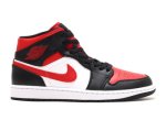 画像1: Air Jordan 1 Mid  Black/Fire Red-White 554724-079 Jordan ジョーダン シューズ   【海外取寄】 (1)