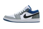 画像1: Air Jordan 1 Low SE WHITE/ BLUE-BLACK-CEMENT GREY DM1199-140 Jordan ジョーダン シューズ   【海外取寄】 (1)