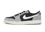 画像1: Air Jordan 1 Low Retro OG Black Cement Black/Grey/White/Sail CZ0858-001 Jordan ジョーダン シューズ   【海外取寄】【GS】キッズ (1)