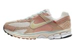 画像1: ZOOM VOMERO 5 Ivory/Citron /Pale/Brown FN8889-181 Nike ナイキ ボメロ Have A Nike Day シューズ   【海外取寄】 (1)