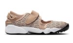 画像1: Wmns Air Rift BREEZE Hemp/Summit White FB2366-200 Nike ナイキ United In Victory シューズ   【海外取寄】【WOMEN'S】 (1)