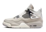 画像1: Wmns Air jordan 4 Retro Frozen Moments Gray/Sail/Black/Metallic Silver AQ9129-001 Jordan ジョーダン シューズ   【海外取寄】【WOMEN'S】 (1)