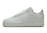 画像1: AIR FORCE 1  '07 PRO-TECH WP Light Grey FB8875-002 Nike ナイキ 防水仕様 シューズ   【海外取寄】 (1)