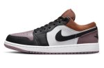 画像1: Air Jordan 1 Low SE Sky J Mauve White/Black/Orange/Sky J Mauve FB9907-102 Jordan ジョーダン シューズ   【海外取寄】 (1)