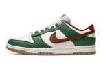 画像1: Dunk Low Retro Gorge Green White/Green/Red FB7160-161 Nike ナイキ シューズ   【海外取寄】 (1)