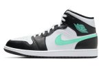 画像1: Air Jordan 1 Mid　Green Grow White/Black/Green Glow DQ8426-103 Jordan ジョーダン グリーン　グロー シューズ   【海外取寄】 (1)