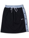 画像1: WOMENS SIDE OPEN SKIRT BLACK 220-091020 BK AKTR アクター Shorts ショーツ バスパン ウエア  【WOMEN'S】アパレル【SALE商品】 (1)