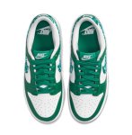 画像2: Wmns Dunk Low　ESS Grn Paisely Wht/Grn DH4401-102 Nike ナイキ ペイズリー シューズ   【海外取寄】【WOMEN'S】 (2)