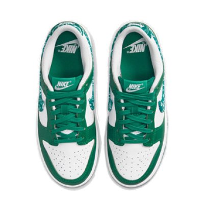 画像1: Wmns Dunk Low　ESS Grn Paisely Wht/Grn DH4401-102 Nike ナイキ ペイズリー シューズ   【海外取寄】【WOMEN'S】