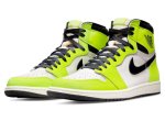 画像2: Air Jordan 1 High Retro OG Visionaire Volt/Black-Sail 555088-702 Jordan ジョーダン ヴィジョネア シューズ   【海外取寄】 (2)