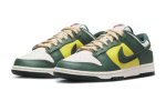 画像2: Wmns Dunk Low SE Sail/Green/Yellow FD0350-133 Nike ナイキ シューズ   【海外取寄】【WOMEN'S】 (2)