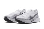 画像2: Wmns ZoomX Vaporfly NEXT% 2 WHITE/ GREY DV4130-100 Nike ナイキ ヴェイパーフライネクスト シューズ   【海外取寄】【WOMEN'S】 (2)