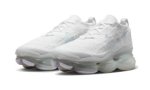 画像2: Wmns AIR MAX SCORPION FK White/Grey DJ4702-100 Nike ナイキ シューズ   【海外取寄】【WOMEN'S】 (2)