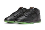 画像2: Dunk Mid　PRM Halloween Black/Green FQ8749-010 Nike ナイキ ハロウィン シューズ   【海外取寄】 (2)