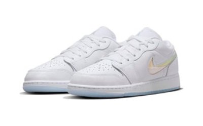 画像1: Air Jordan 1 Low SE GS White/Ice Blue FQ9112-100 Jordan ジョーダン シューズ   【海外取寄】【GS】キッズ