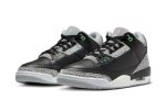 画像2: Air Jordan 3 Retro　Green Glow Black/Green/Wolf Grey CT8532-031 Jordan ジョーダン シューズ   【海外取寄】 (2)