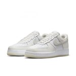 画像2: AIR FORCE 1  '07 LV8 White/Sail FN5832-100 Nike ナイキ シューズ   【海外取寄】 (2)