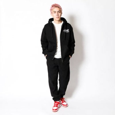 画像1: AEROSTEAM PHOTO SWEAT ZIP HOODIE BLACK 223-020010 BK AKTR アクター パーカー アウトウエア ウエア 秋冬物 【MEN'S】【SALE商品】