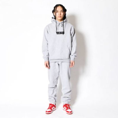 画像1: LOGO SWEAT PANTS GRAY 223-021020 GY AKTR アクター Pants パンツ ウエア 秋冬物 【MEN'S】【SALE商品】