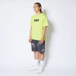画像2: SCRIBBLE BOX LOGO SPORTS TEE YELLOW 124-018005 YL AKTR アクター Tシャツ ウエア  【MEN'S】【SALE商品】 (2)
