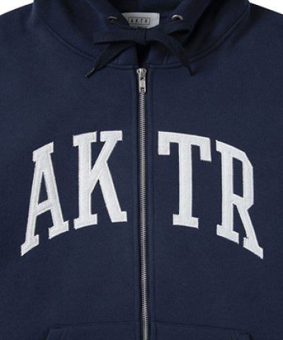 画像1: COLLEGE LOGO SWEAT ZIP HOODIE NAVY 225-024010 NV AKTR アクター パーカー アウトウエア ウエア 秋冬物 【MEN'S】