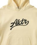 画像2: KIDS SCRIPT LOGO SWEAT PULLOVER HOODIE ECRU 225-039010 ECRU GS AKTR アクター パーカー アウトウエア ウエア 秋冬物 【BOY'S】 キッズ アパレル (2)