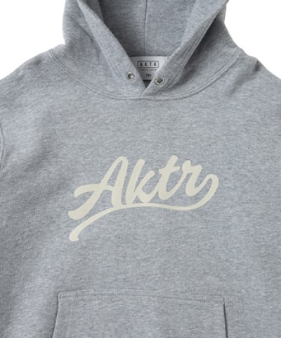 画像1: KIDS SCRIPT LOGO SWEAT PULLOVER HOODIE GRAY 225-039010 GY GS AKTR アクター パーカー アウトウエア ウエア 秋冬物 【BOY'S】 キッズ アパレル