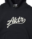 画像2: KIDS SCRIPT LOGO SWEAT PULLOVER HOODIE NAVY 225-039010 NV GS AKTR アクター パーカー アウトウエア ウエア 秋冬物 【BOY'S】 キッズ アパレル (2)