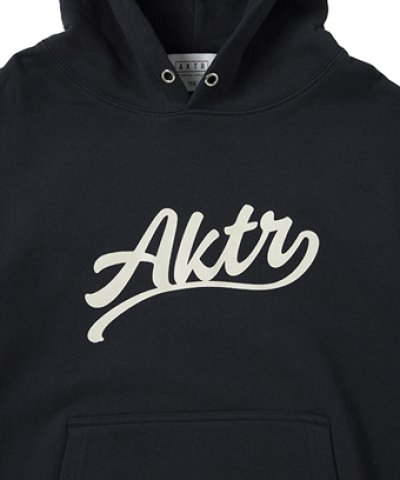 画像1: KIDS SCRIPT LOGO SWEAT PULLOVER HOODIE NAVY 225-039010 NV GS AKTR アクター パーカー アウトウエア ウエア 秋冬物 【BOY'S】 キッズ アパレル