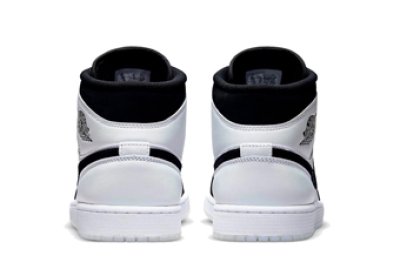 画像2: Air Jordan 1 Mid SE  Wht/Blk DH6933-100 Jordan ジョーダン シューズ   【海外取寄】