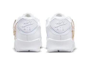 画像2: Wmns Air Max 90 Premium Lucky Charm  Wht / Metalic Gold DH0569-100 Nike ナイキ iラッキー　チャーム シューズ   【海外取寄】