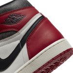 画像3: Air Jordan 1 High Retro OG Red/Black-Sail-Muslin DZ5485-612 Jordan ジョーダン ロスト アンド ファウンド シューズ   【海外取寄】 (3)