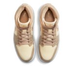 画像3: Wmns Air Jordan 1 Mid SE Celestial Gold Sand/Gold/Sail DV0427-102 Jordan ジョーダン シューズ   【海外取寄】【WOMEN'S】 (3)