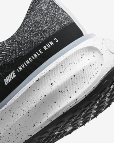 画像2: Invincible 3 Black/White DR2615-002 Nike ナイキ シューズ   【海外取寄】