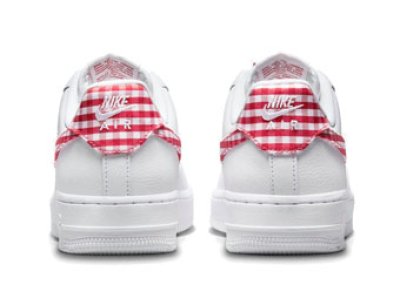 画像2: WMNS AIR FORCE 1 '07  Whit/Red DZ2784-101 Nike ナイキ Gingham Plaid シューズ   【海外取寄】