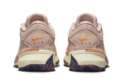 画像2: Zoom Freak 5 Fossil Stone/Celestial Gold DX4996-200 Nike ナイキ フリーク　 シューズ   【海外取寄】