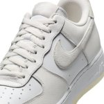 画像3: AIR FORCE 1  '07 LV8 White/Sail FN5832-100 Nike ナイキ シューズ   【海外取寄】 (3)