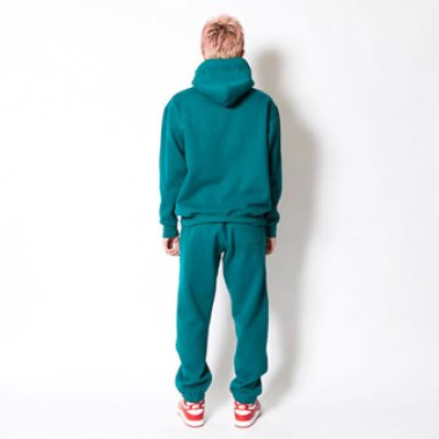 画像2: LOGO SWEAT PULLOVER HOODIE GREEN 223-018010 GR AKTR アクター パーカー アウトウエア ウエア 秋冬物 【MEN'S】【SALE商品】