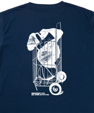 画像2: FREEDOM GRAPHIC LOOSE FIT T/C TEE NAVY 225-029005 NV AKTR アクター Tシャツ ウエア  【MEN'S】